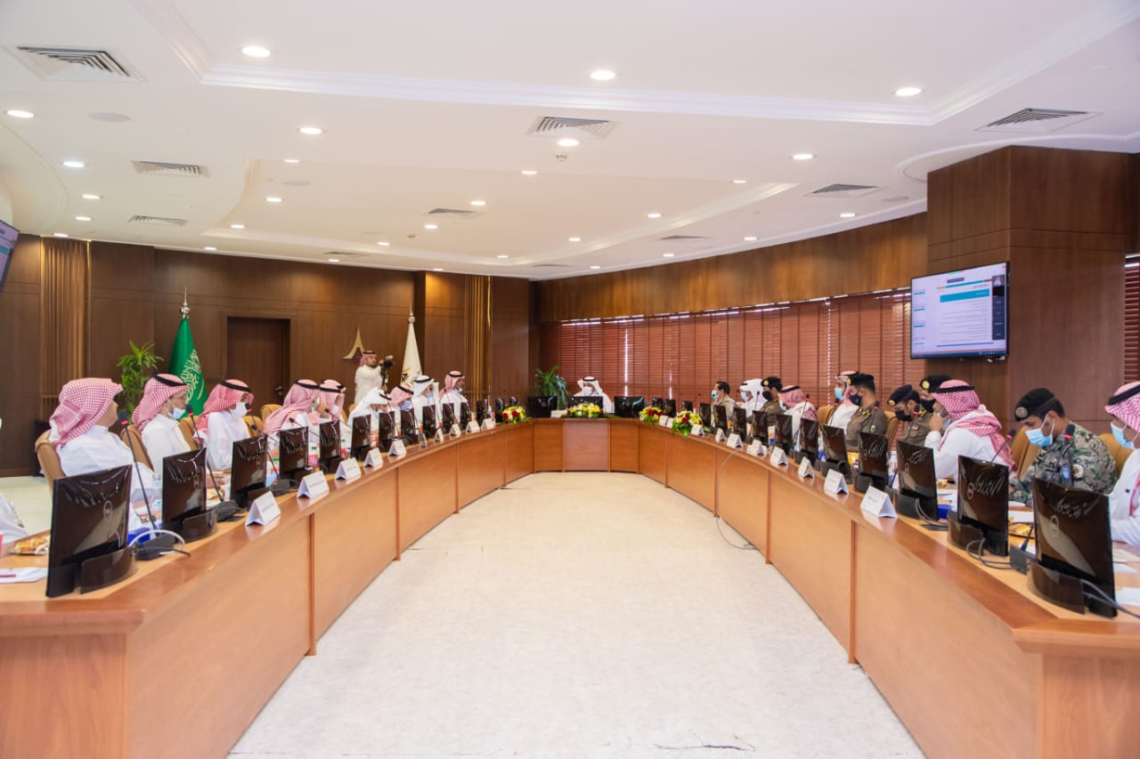 جامعة حفر الباطن تعقد حلقة نقاش لتطوير الخطة الاستراتيجية الثانية