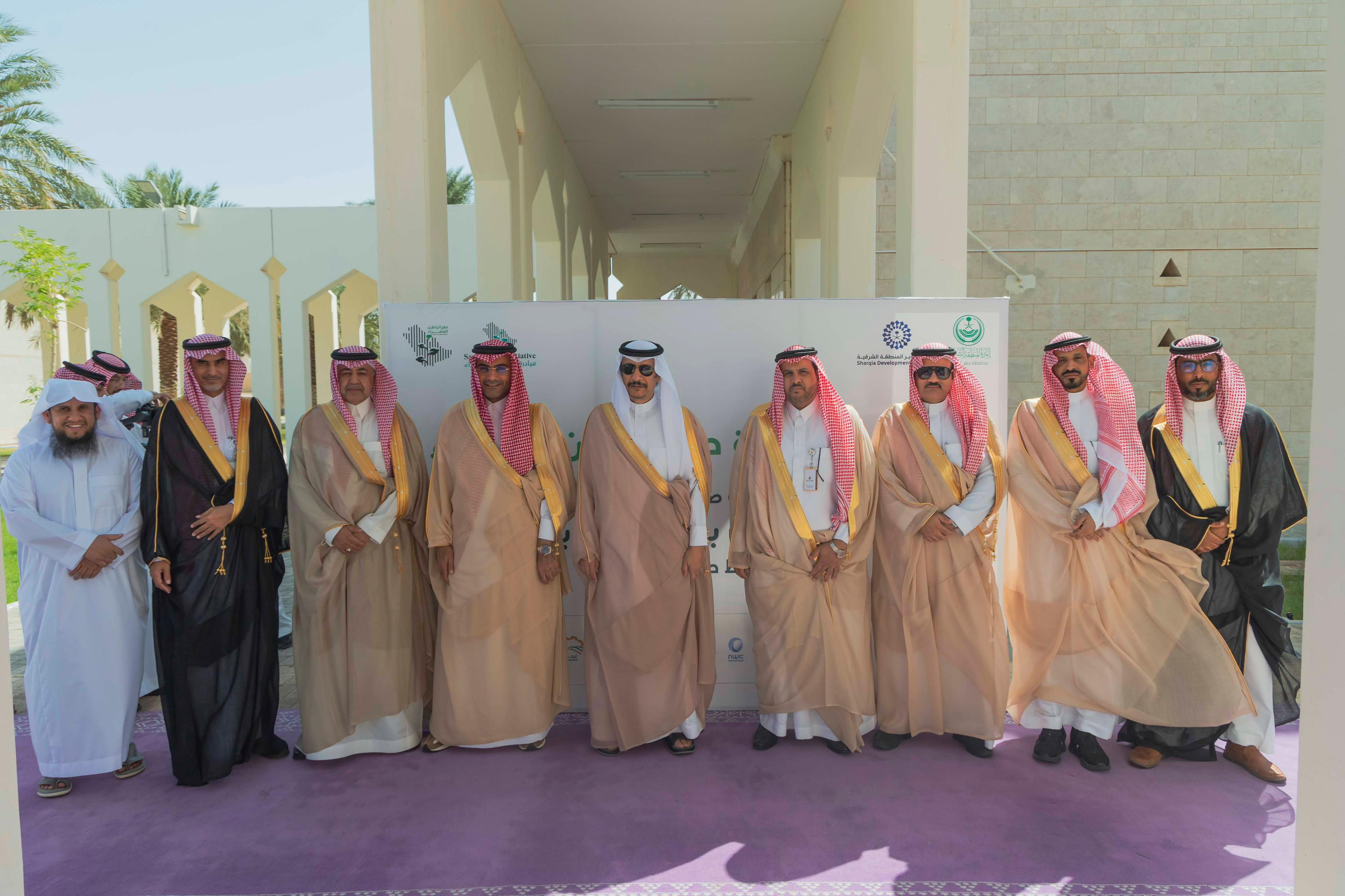 رئيس جامعة حفر الباطن يشارك في تدشين مبادرة حفر الباطن الخضراء